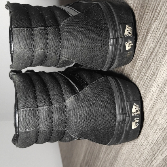 Vans Canvas Sk8-Hi Sneakers size 7 women / 5.5 men - Picture 3 of 5